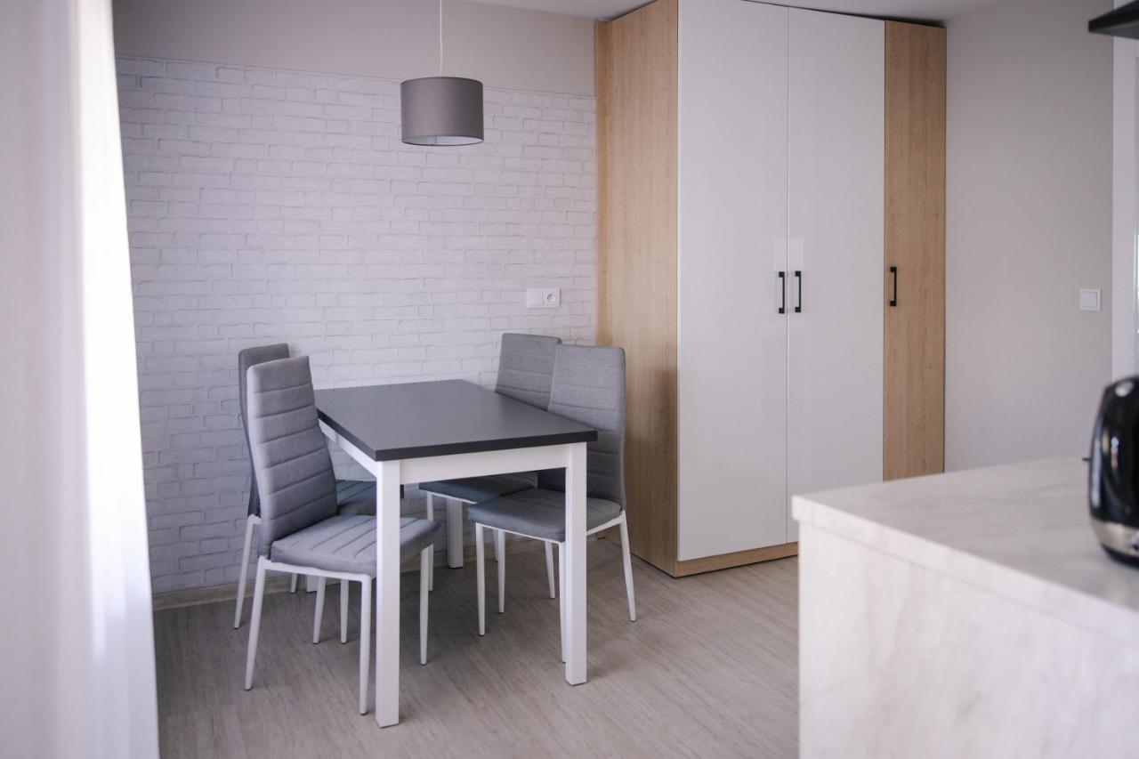 Apartament Turysta ลีแคญ ภายนอก รูปภาพ